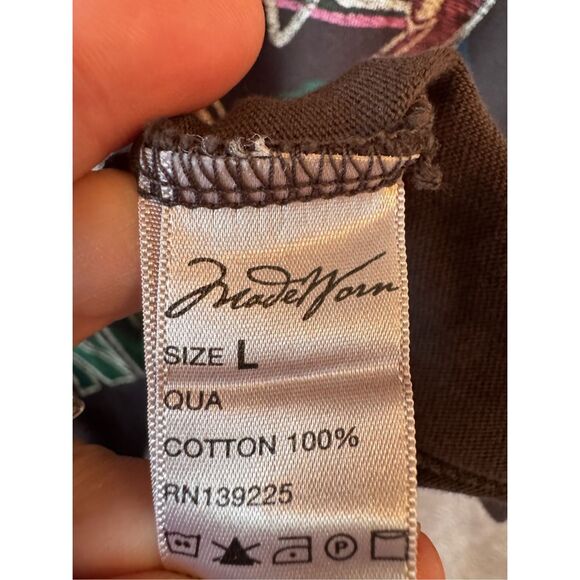 MadeWorn Pink Floyd Distressed T Shirt Size Large - Picture 5 of 8